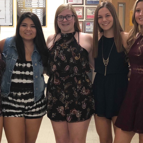 romper - Picture 2 of 2